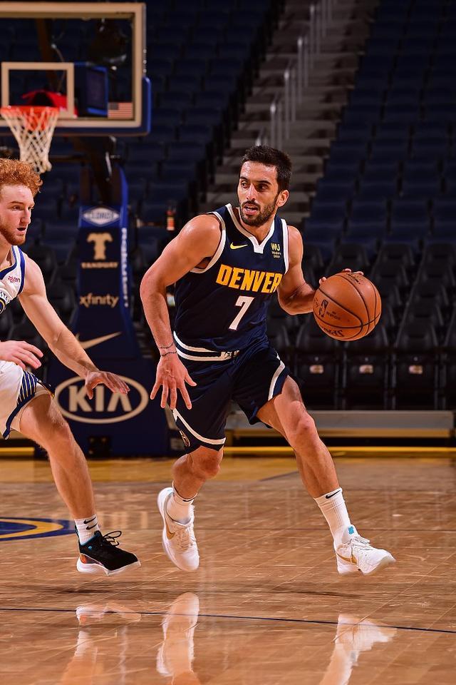 双赢平台网站今晚丹佛掘金调整名单以备意甲；更衣室发声环节打磨；更衣室稳定；轮换策略成焦点的简单介绍