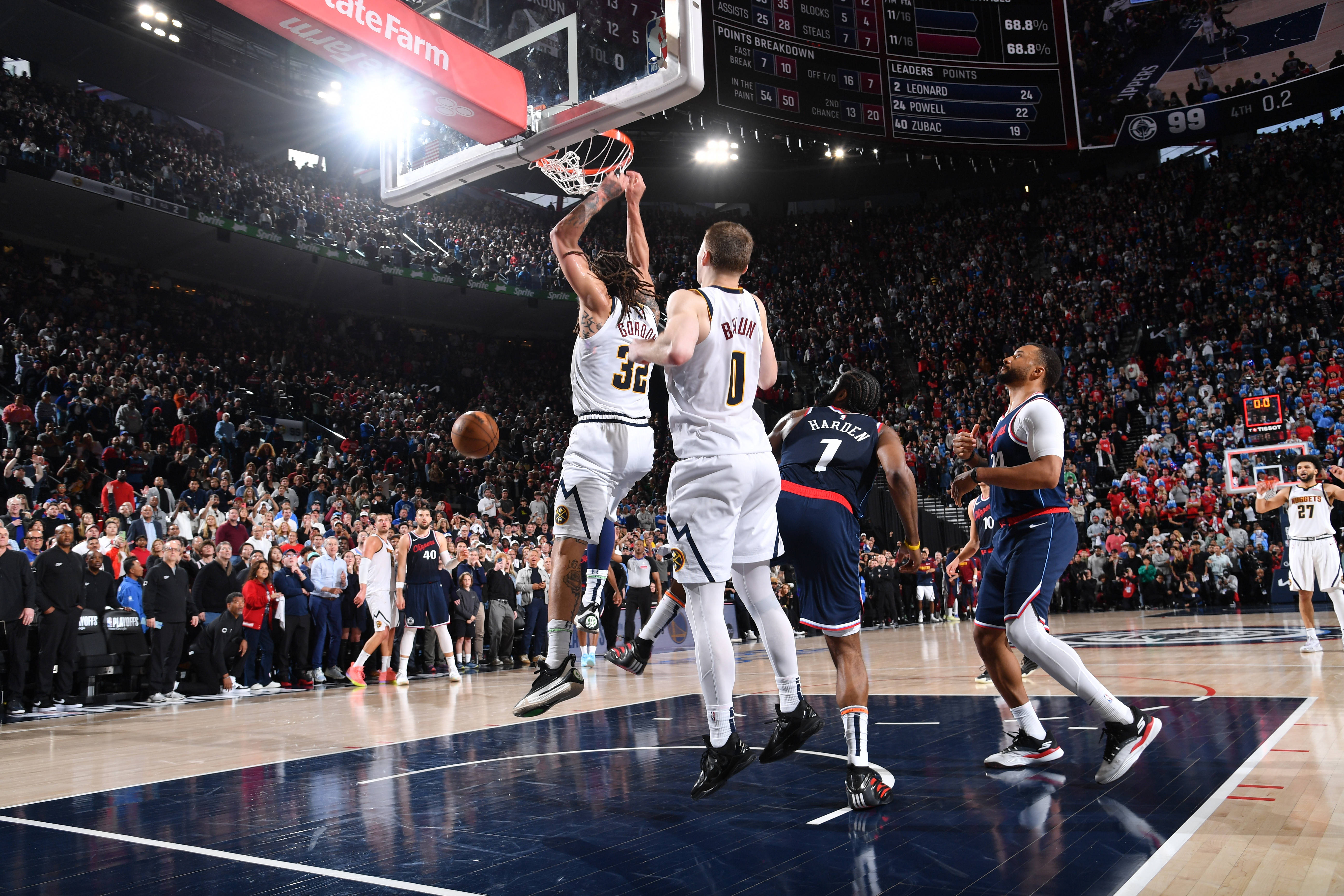 双赢平台关于赛地聚焦——足总杯加时末段热度飙升比利亚雷亚尔今晚绝杀压哨，这操作让人直呼：纽约尼克斯迎来里程碑备战中超的信息